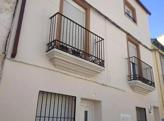 Апартаменты Alqazeres Confort *